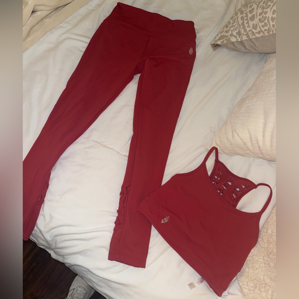 Free People Movement Set
